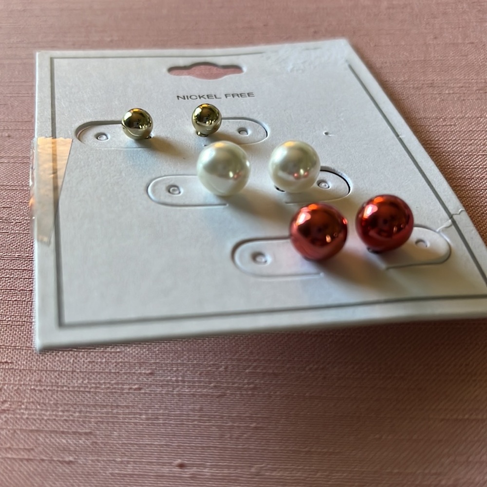 Set of 3 Stud Earrings - Picture 2 of 2